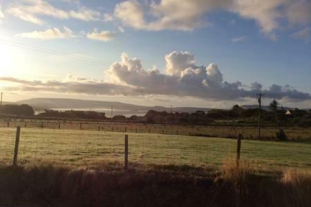Beautiful Home On Lake Carrowmore Belmullet Exterior foto
